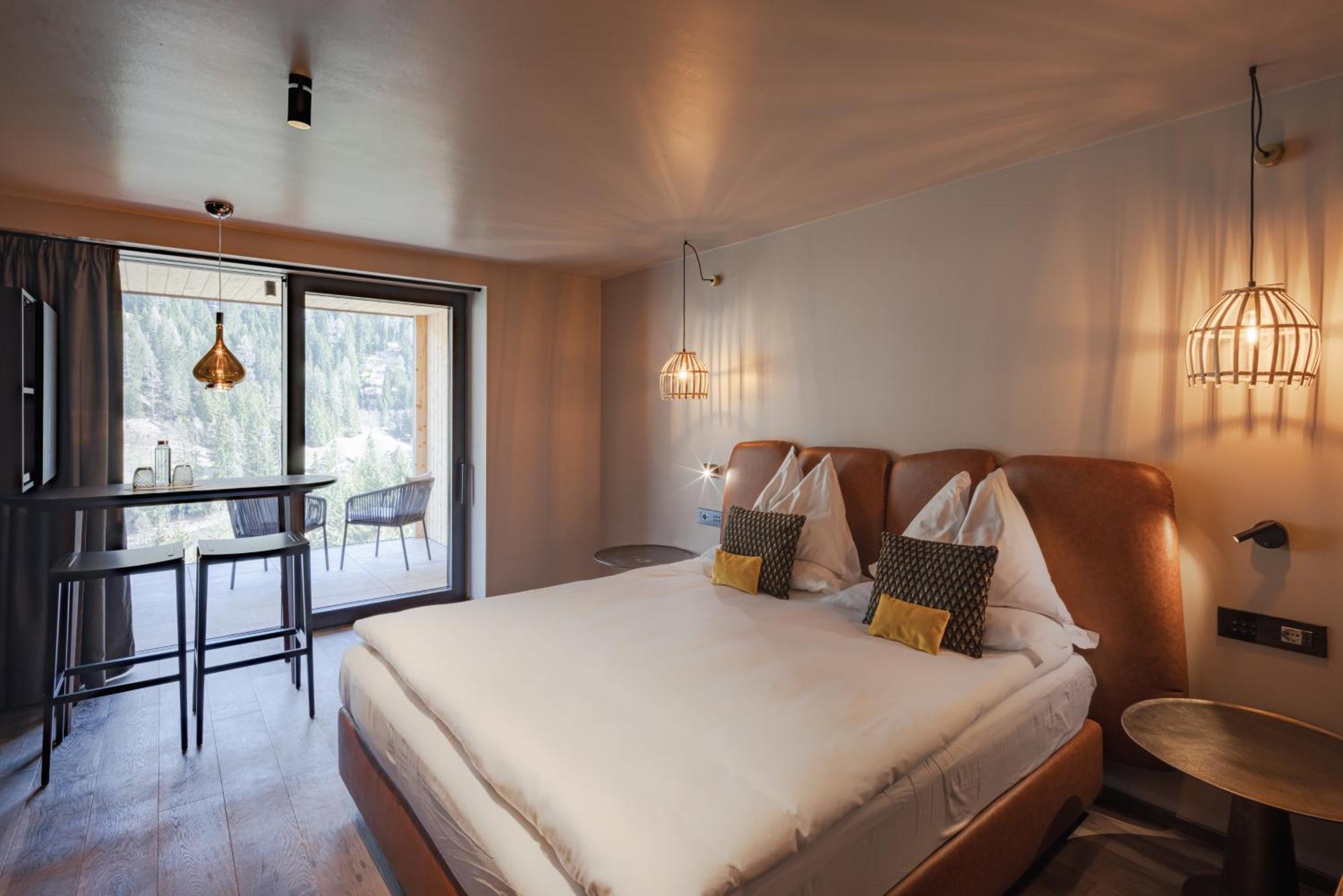 Latemar - Hotel Suites Spa Soraga Dış mekan fotoğraf