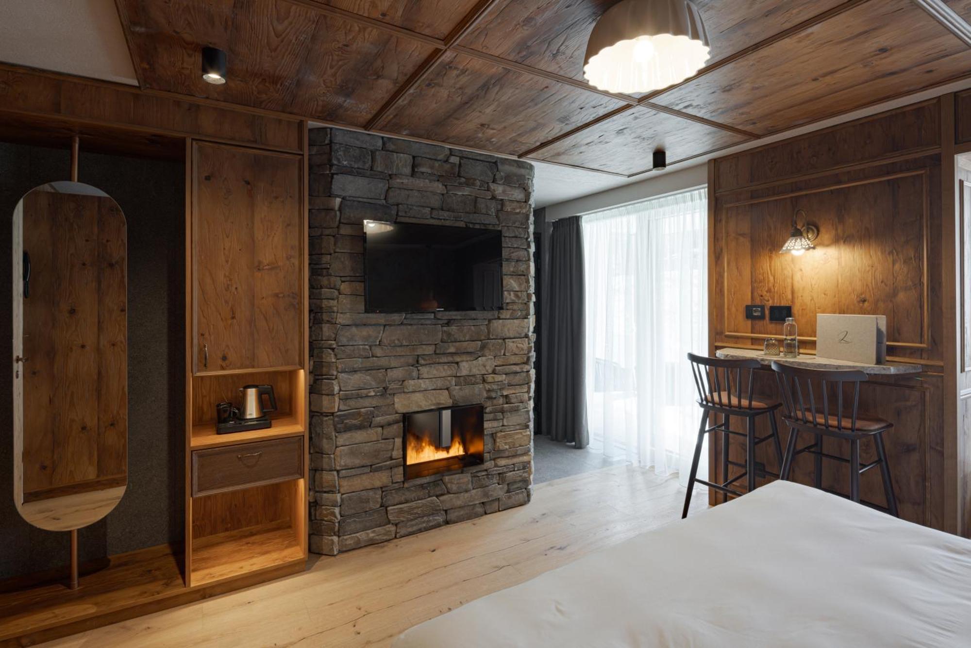 Latemar - Hotel Suites Spa Soraga Dış mekan fotoğraf