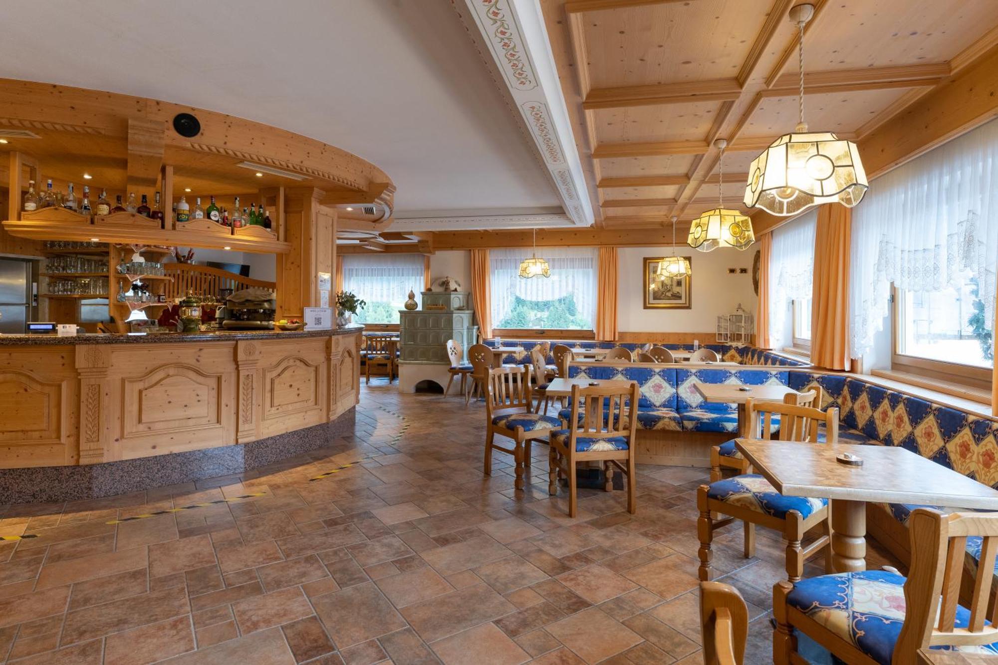 Latemar - Hotel Suites Spa Soraga Dış mekan fotoğraf